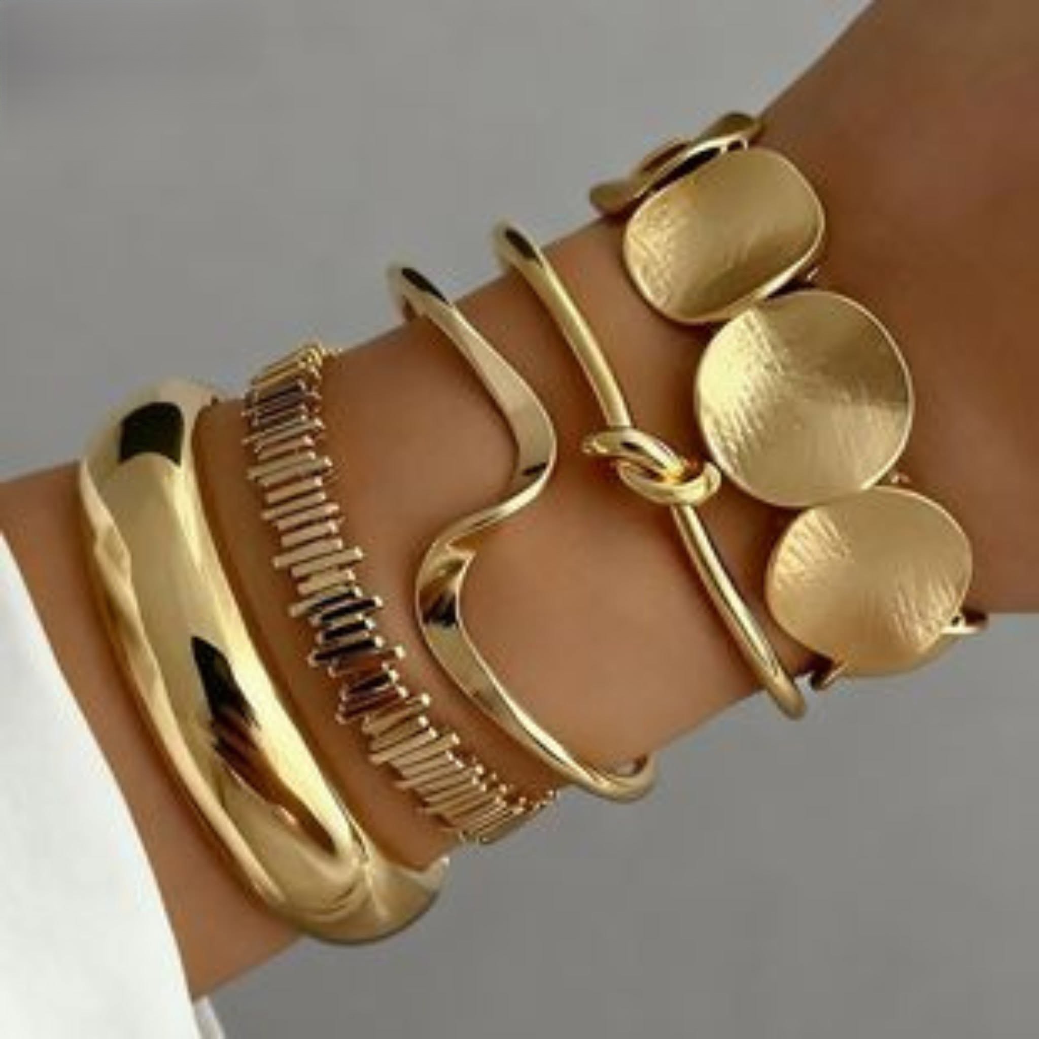 5 pieces bracelet (gold)